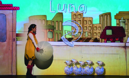 Teatro familiar en el Chapí con “A la Luna”