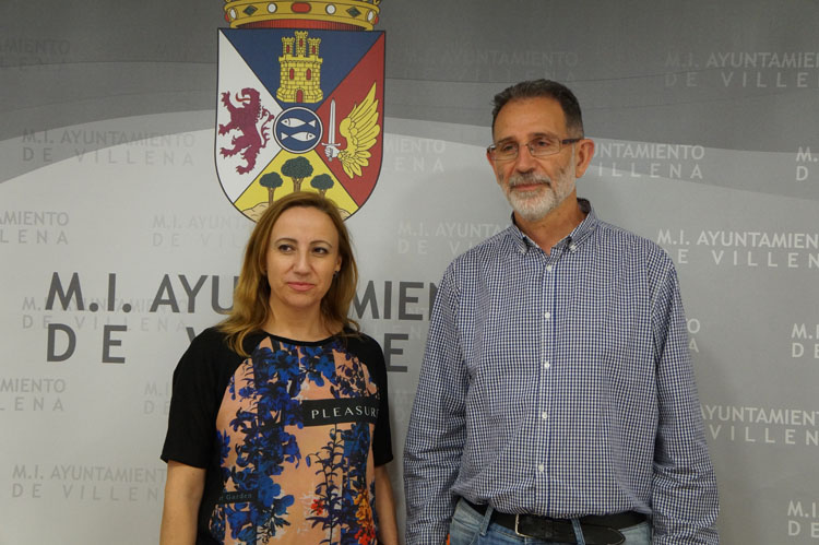 Paco Abellán y Ana Más se disputarán la presidencia del PP en Villena