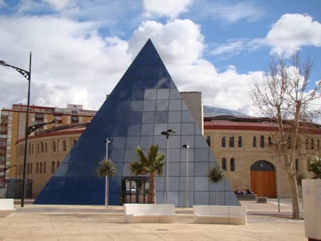 Los Verdes obstaculizan el traslado de la biblioteca La Paz a la pirámide, según el PSOE