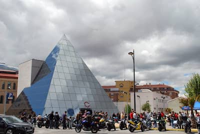 Más de trescientas motos participarán en el almuerzo organizado por Moto Club Villena