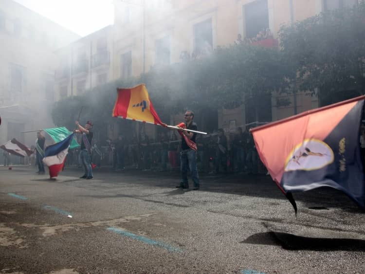 Cuatro heridos leves en las salvas de arcabuceria a La Morenica