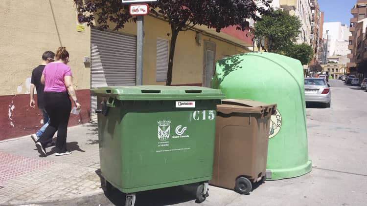 Villena dispondrá de 58 nuevos contenedores para recogida selectiva de basura