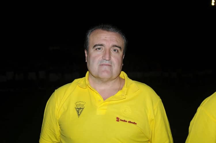 Cesan al entrenador del Villena CF, Gómez