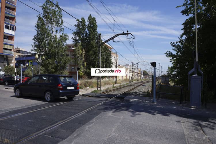 Villena insiste en la necesidad de integrar las vías a su paso por el casco urbano