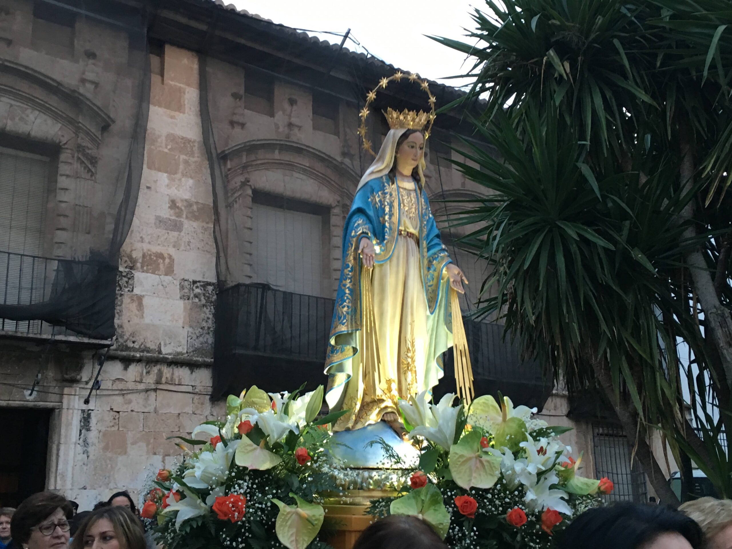El colegio Paulas celebra la festividad de la Virgen Milagrosa