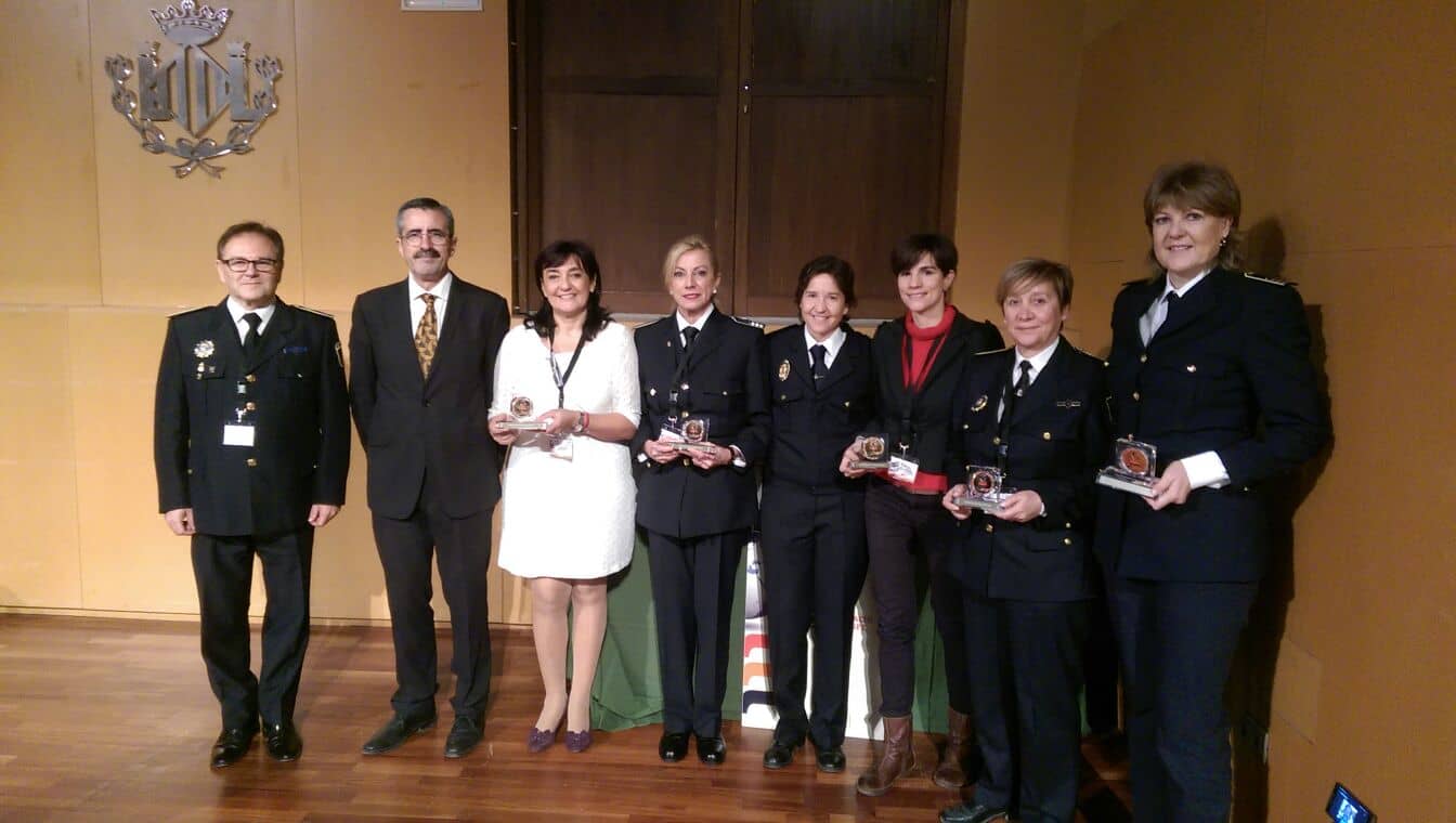 La intendente jefe de la Policía Local de Villena condecorada en el  I Congreso Internacional de Policías Locales