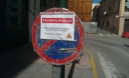 El PSOE denuncia la mala señalización en la obra de la calle Nueva