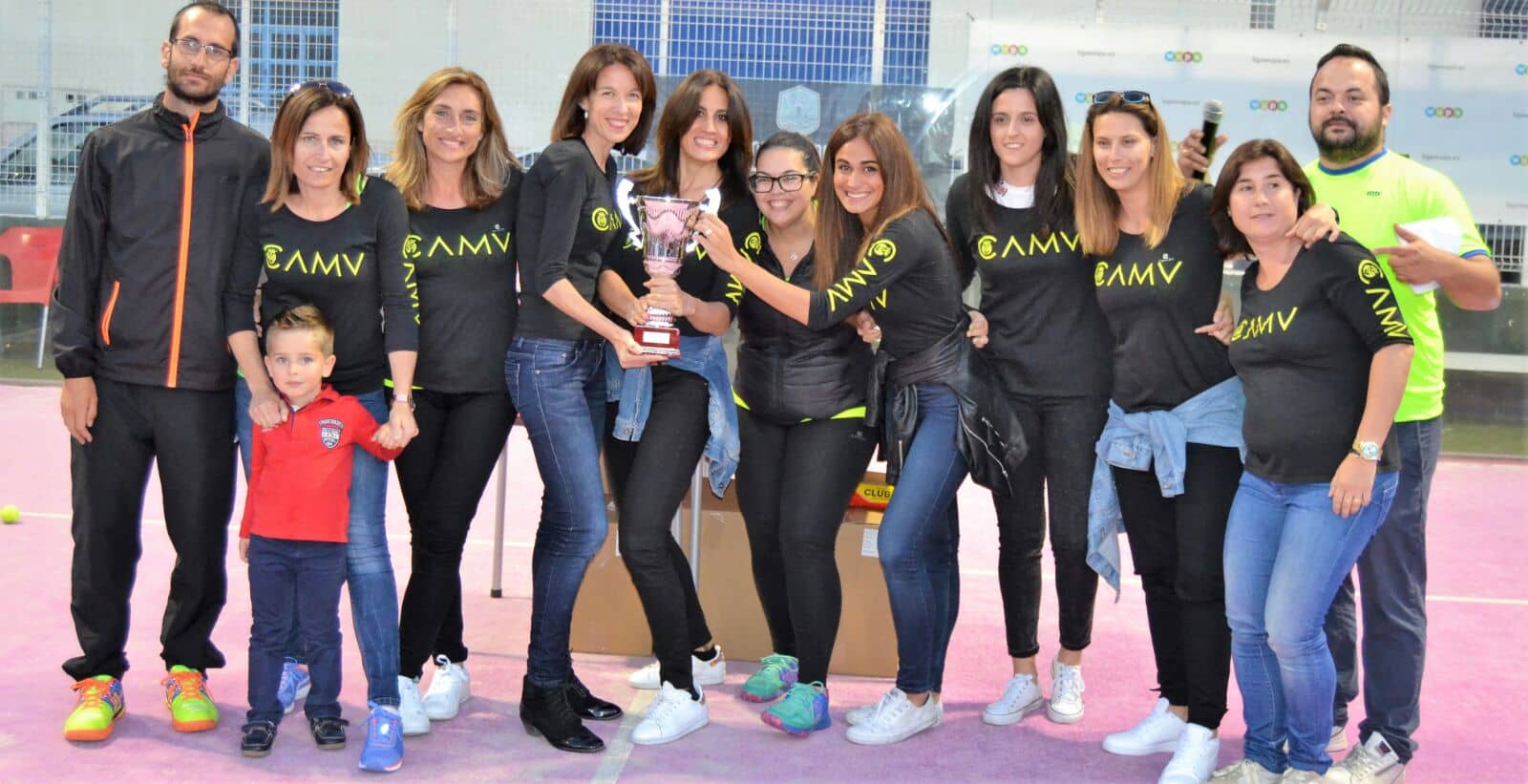 El equipo de pádel femenino del CAM Villenense, Campeón de la VII Liga provincial de Pádel por equipos ECOMM