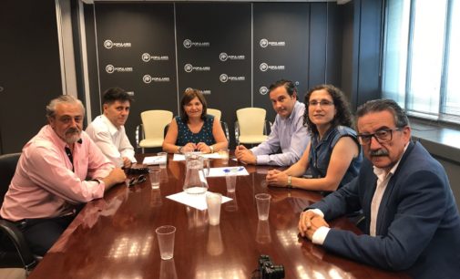 La Asociación de la Prensa Comarcal Valenciana se reúne con Isabel Bonig