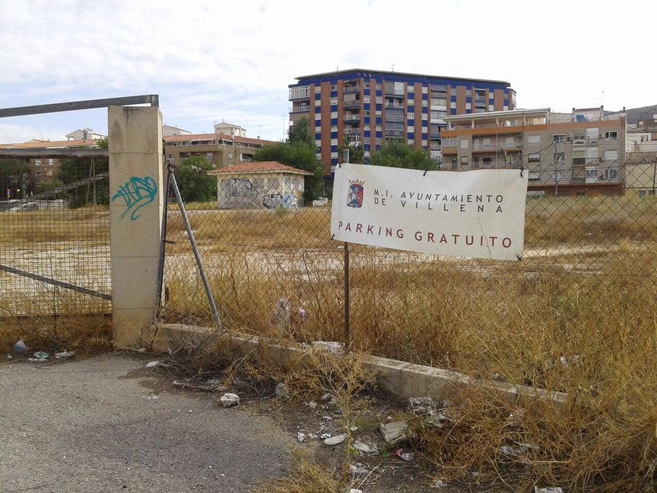 El PP denuncia el abandono del aparcamiento municipal en los terrenos de ADIF