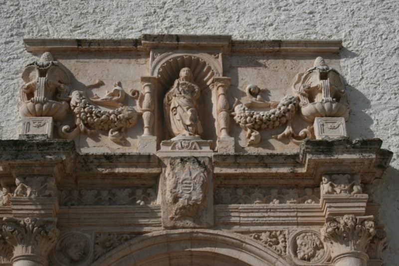 Restauran la talla de la Virgen más antigua que se conserva en Villena