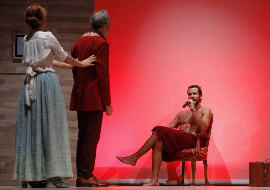 Un clásico renovado “Tartufo, el impostor”, llega al Teatro Chapí de Villena