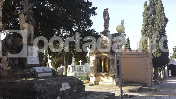 Villena organizará una ruta por los panteones modernistas del cementerio
