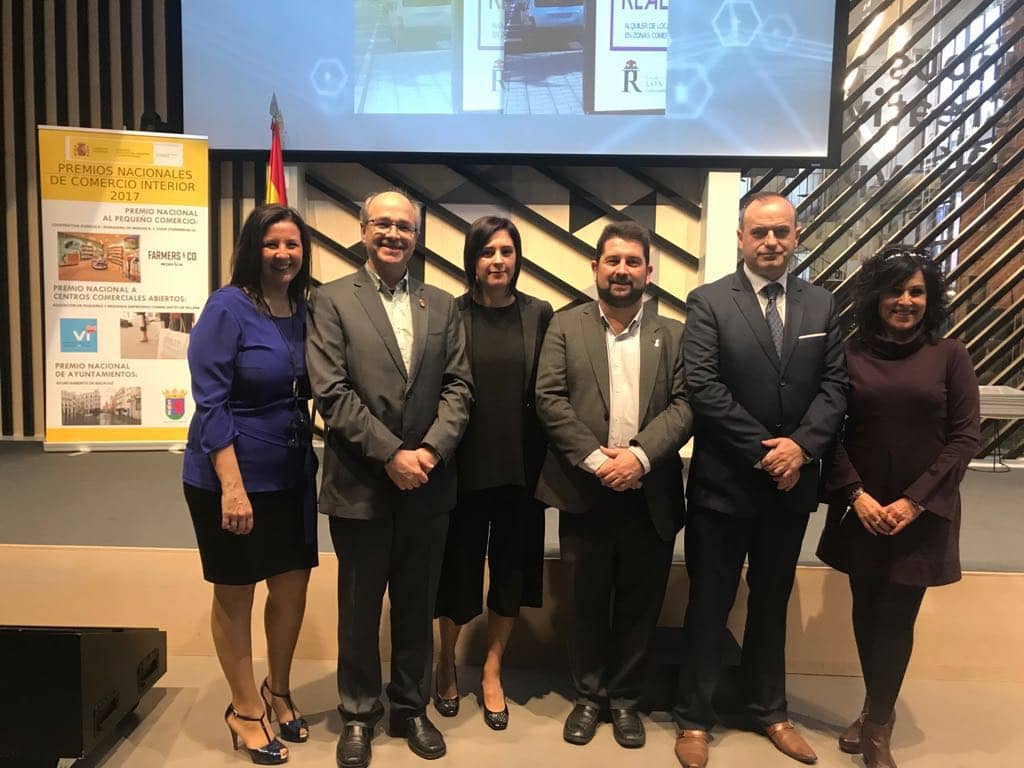 La asociación de comerciantes recoge en Madrid el Premio Nacional de Comercio Interior 2017