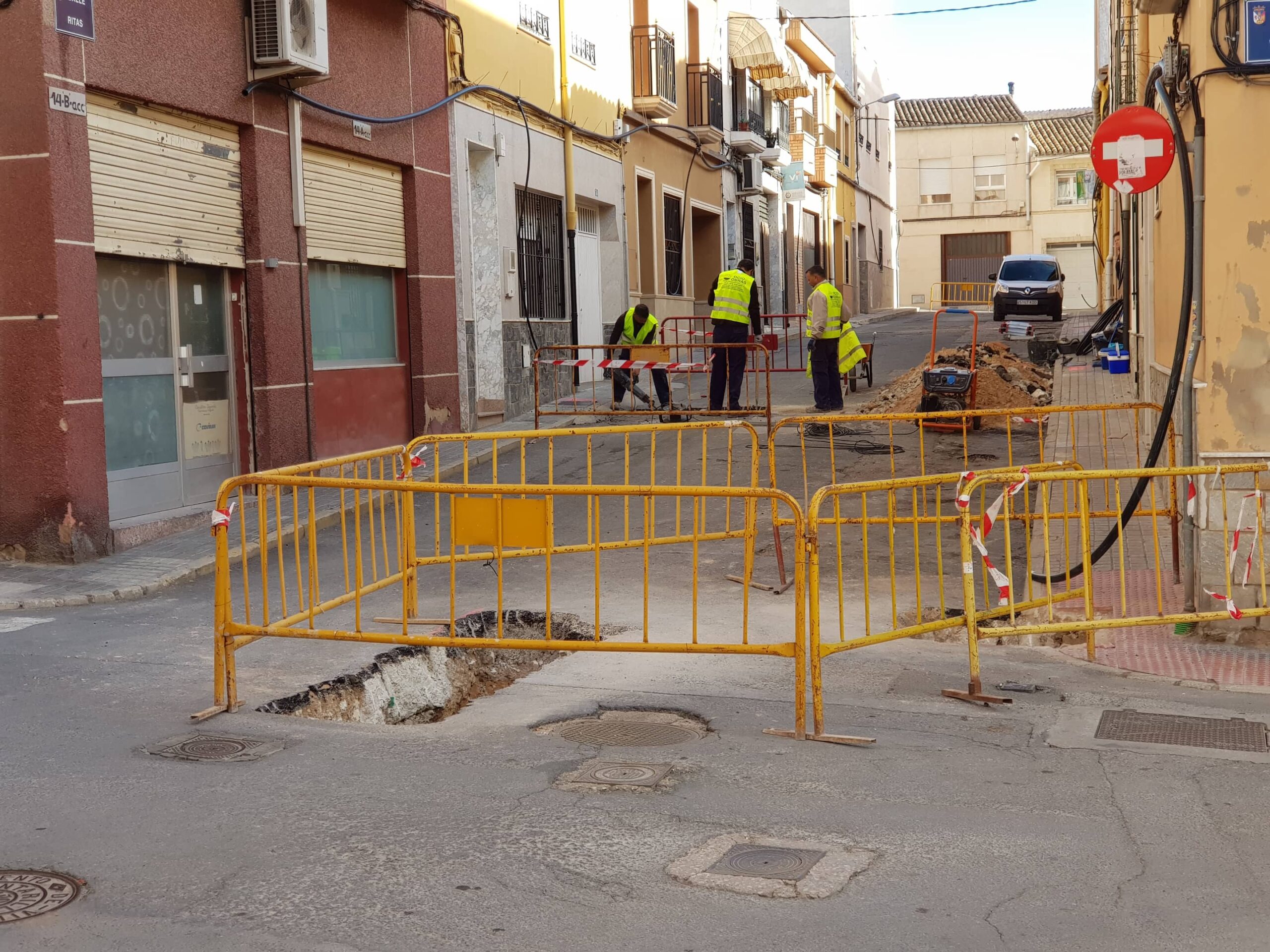 Aviso de suspensión temporal de suministro de agua potable en cinco calles de Villena