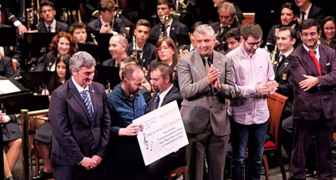 Enrique Alborch y Alfonso Yépez, ganadores del VI concurso de música festera  “Compositor Manuel Carrascosa”