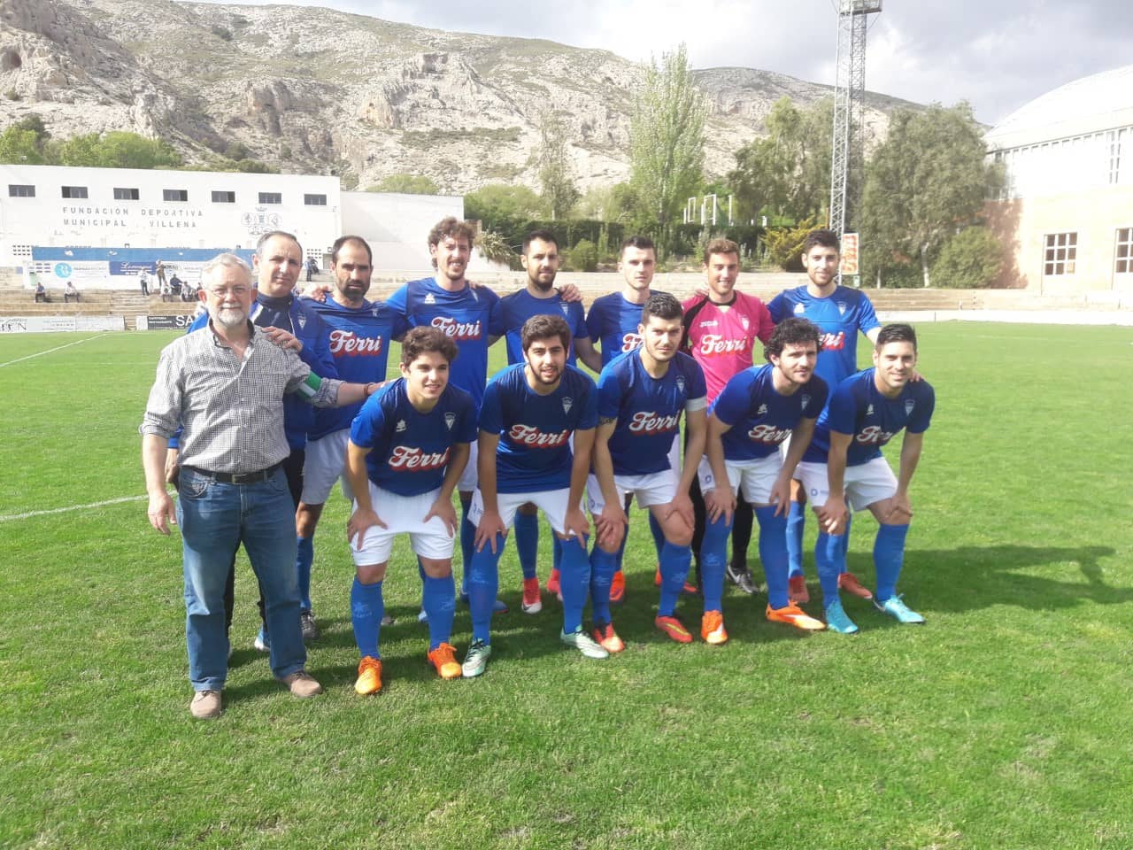 Victoria del Villena CF en el último partido de la temporada en La Solana