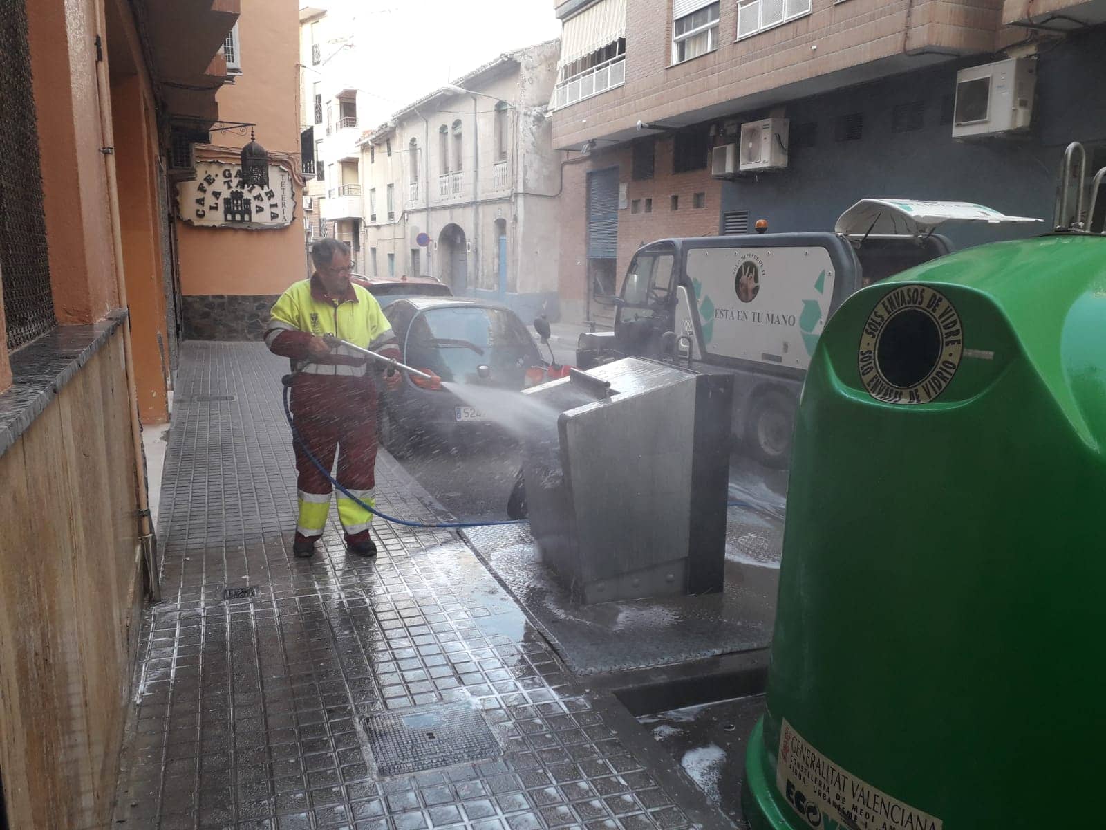El alcalde afirma que la municipalización del servicio de limpieza supone un ahorro anual de 200.000 euros