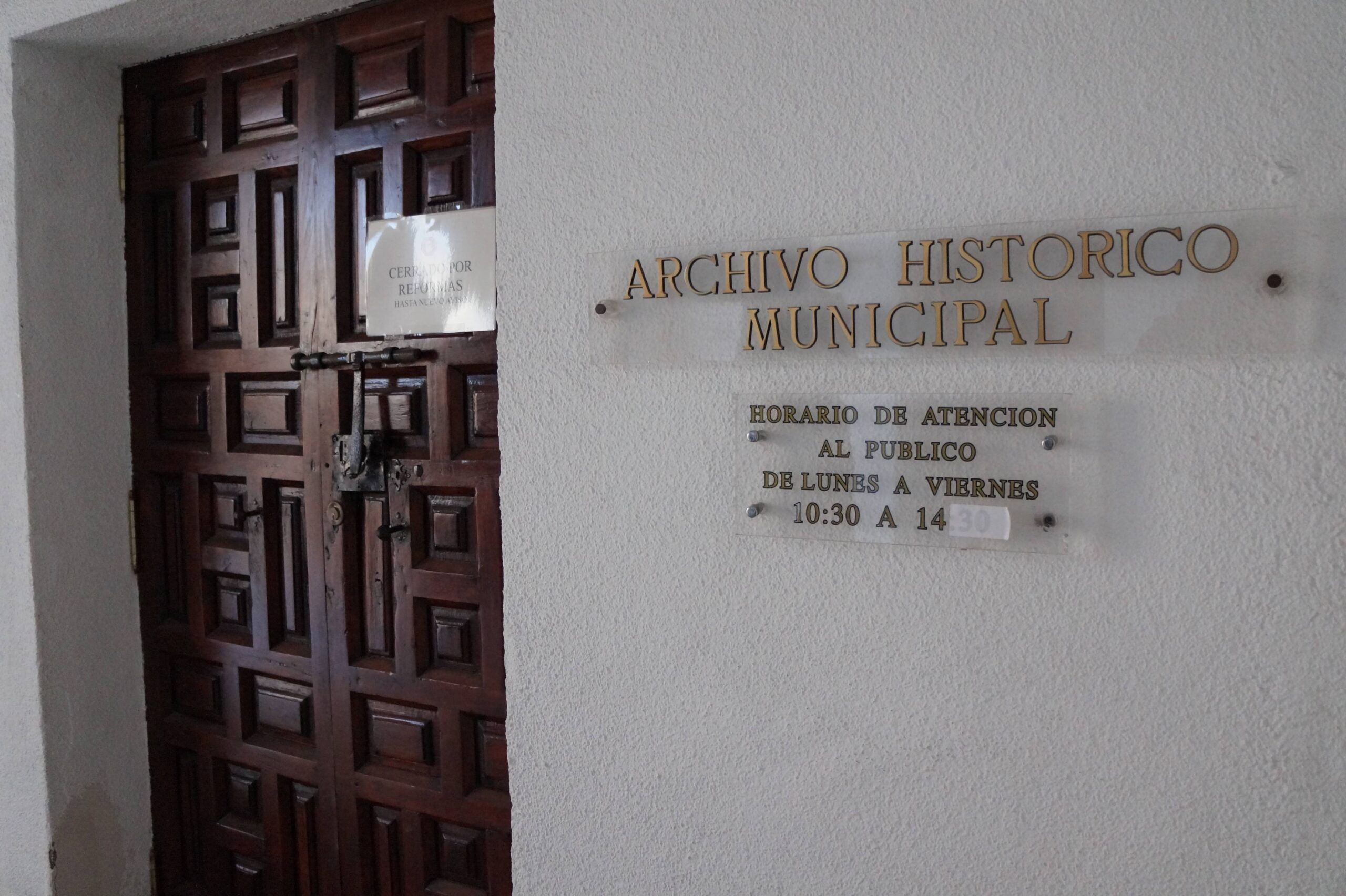 El gobierno de Los Verdes descarta un traslado provisional del Archivo Municipal
