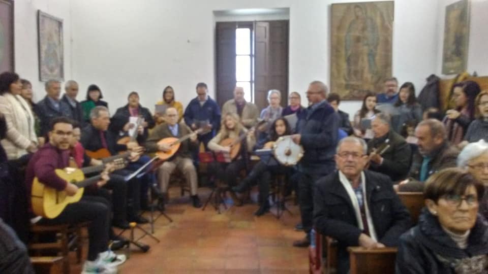 El coro y rondalla de la Agrupación de Navidad y Reyes actuará en Santiago