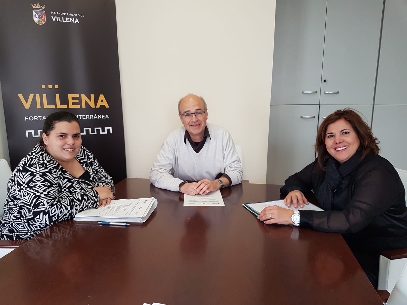 Reunión con la Directora General de Formación Profesional para solicitar nuevos ciclos formativos en Villena