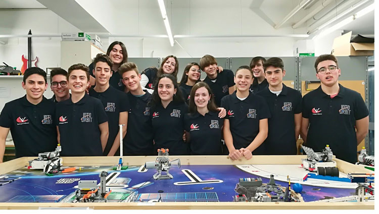 El equipo de Roboluti-on del Hermanos Amorós participan en la First Lego League con un proyecto para alimentar astronautas