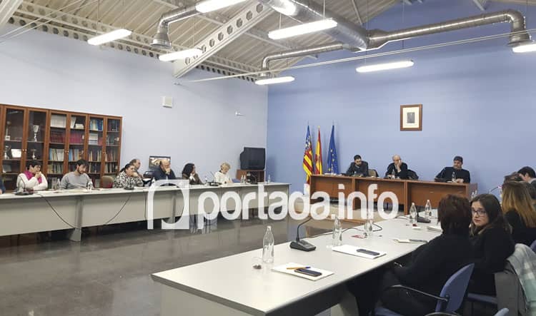 El Pleno Municipal pide al Gobierno de España una revisión de los presupuestos en la provincia de Alicante
