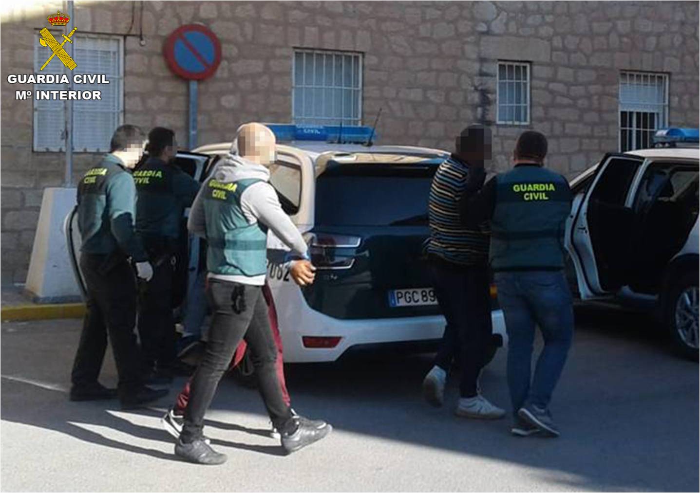 La Guardia Civil detiene en Villena y Novelda a siete personas por robos en explotaciones agrícolas y en naves industriales