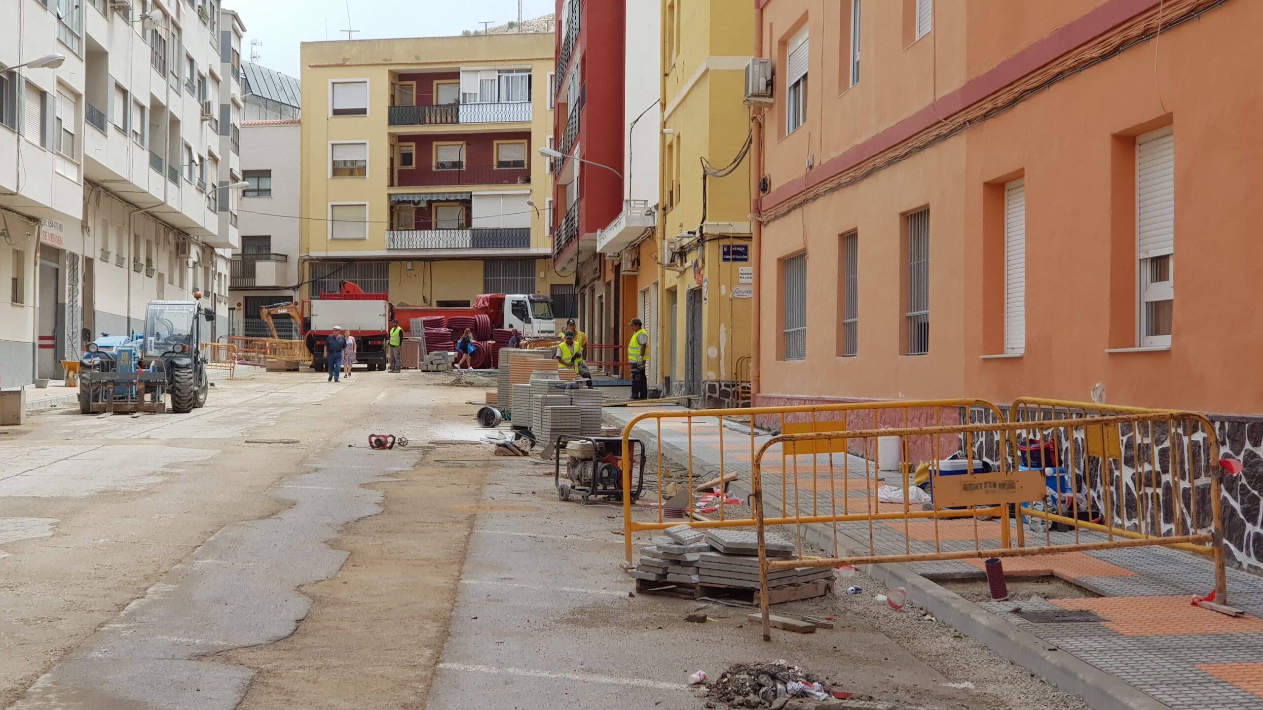 Los vecinos de La Paz denuncian varios “despropósitos” en las obras en la calle Maestro Francisco Bravo