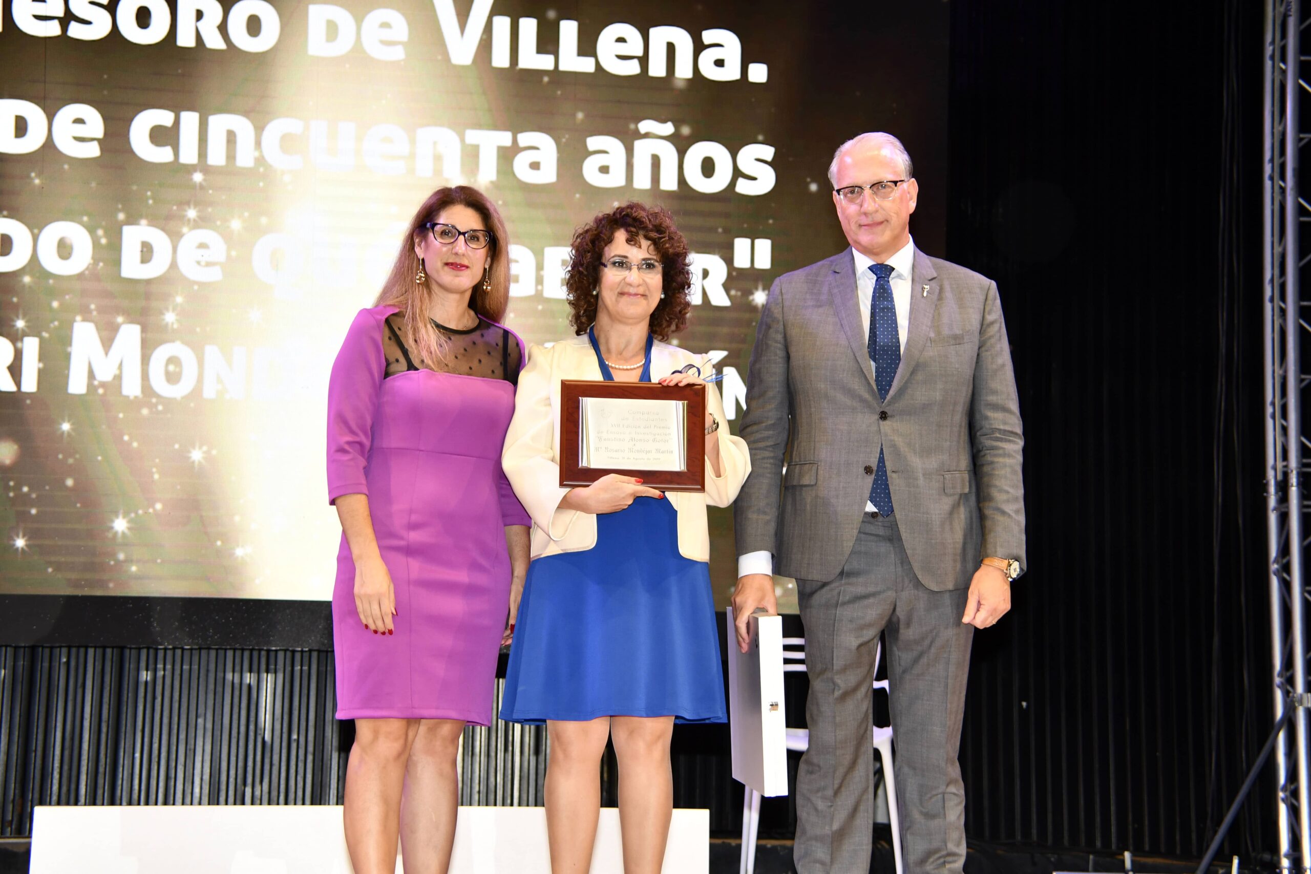 Chari Mondéjar Martín gana el premio Faustino Alonso Gotor de la comparsa de Estudiantes