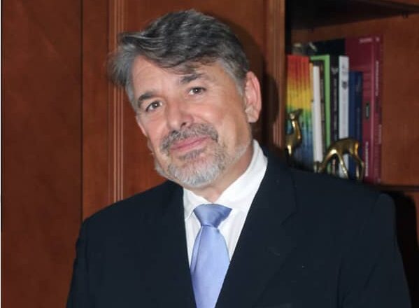 El candidato a presidente de la JCF, Paco Rosique, conforma la que será su junta directiva