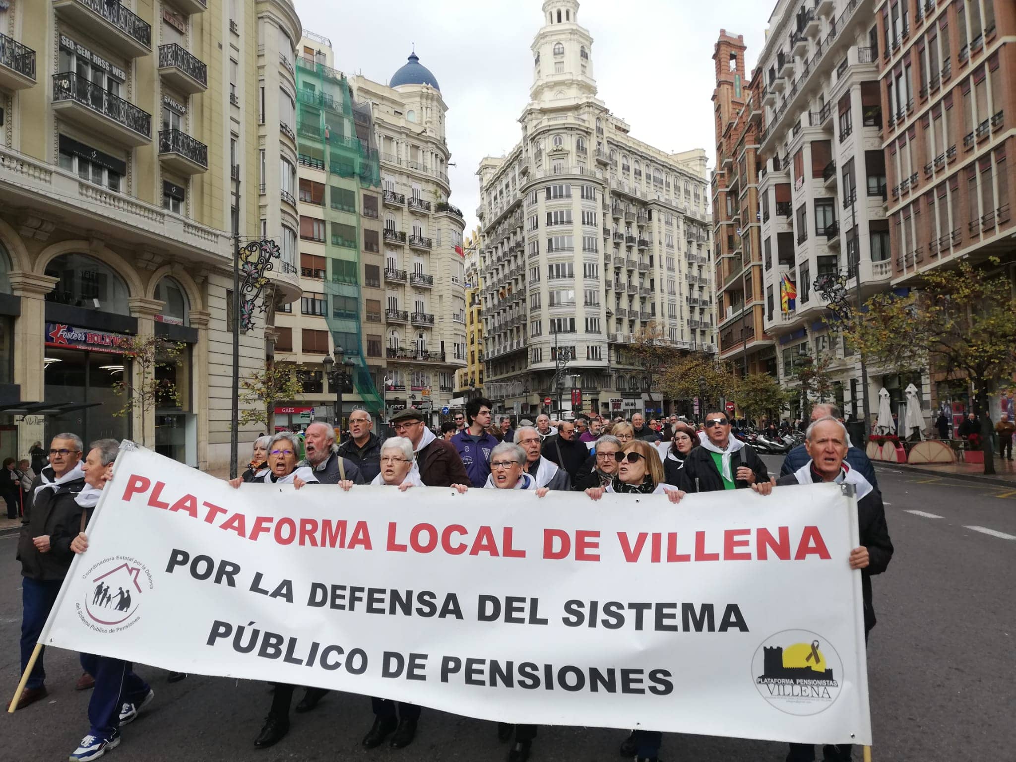 La Plataforma por la Defensa del Sistema Público de Pensiones se concentra en Valencia