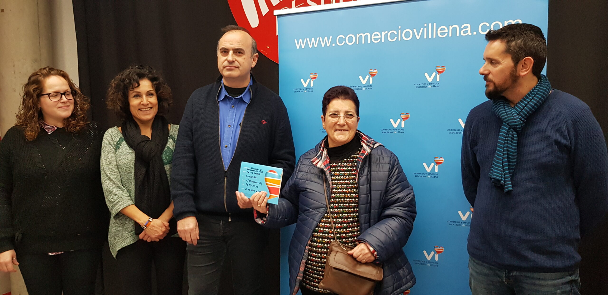 Juan García Camarasa gana 2.000 € del sorteo de Navidad de la Asociación de Comerciantes de Villena