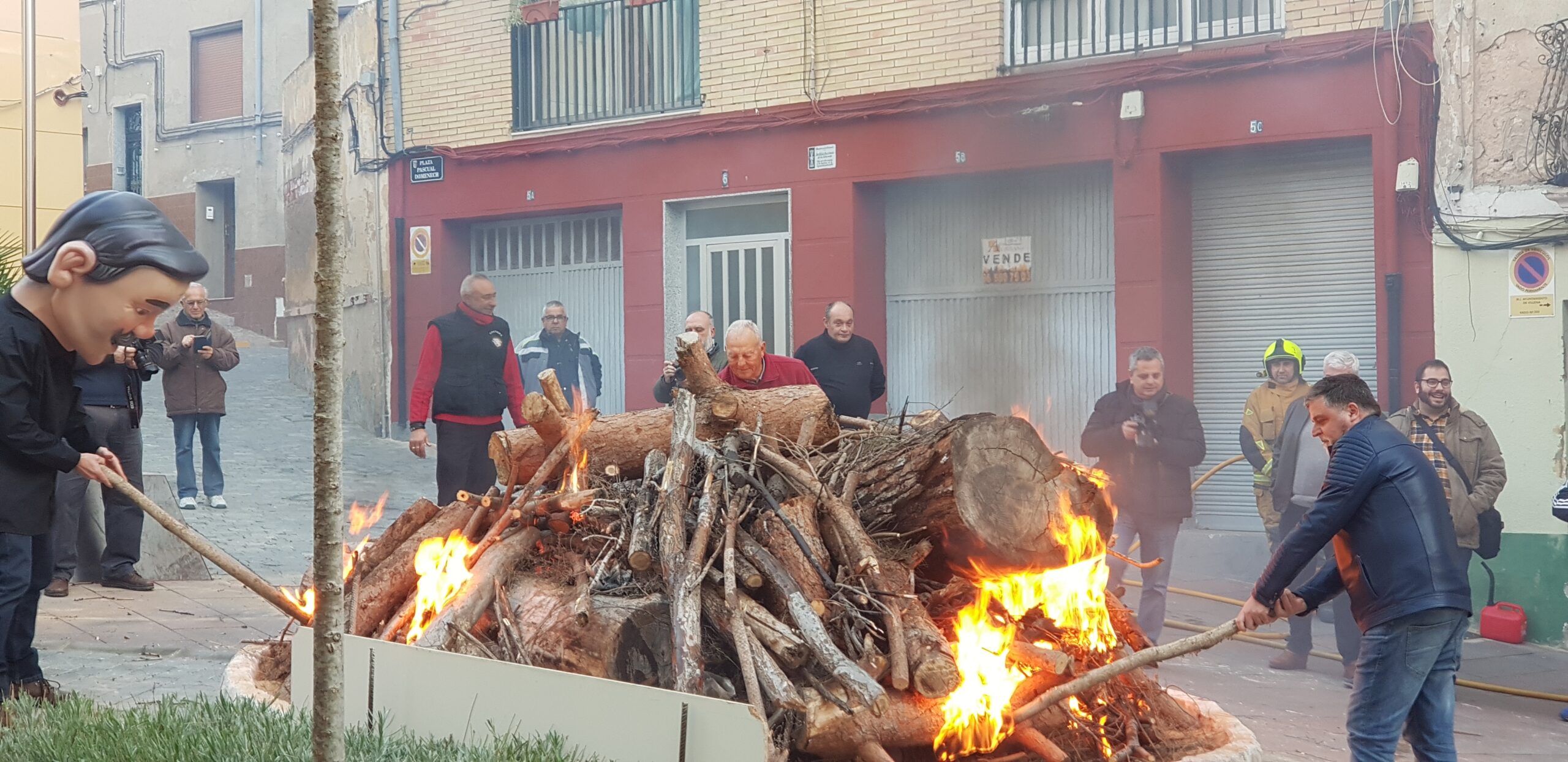 Fuego y toñas por San Antón