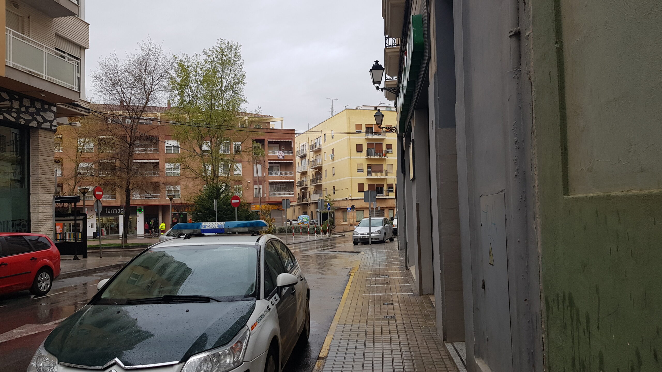 La Guardia Civil detiene a 3 hombres en Villena por robo durante el confinamiento