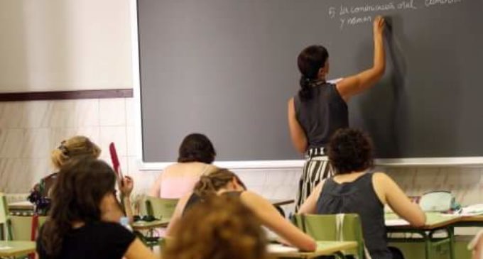 Educación propone aplazar a junio de 2021 las oposiciones docentes de Secundaria