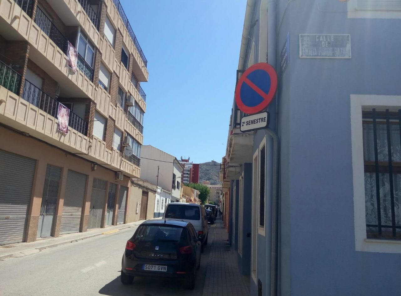 El 1 de julio se produce el cambio semestral de estacionamiento de vehículos en Villena