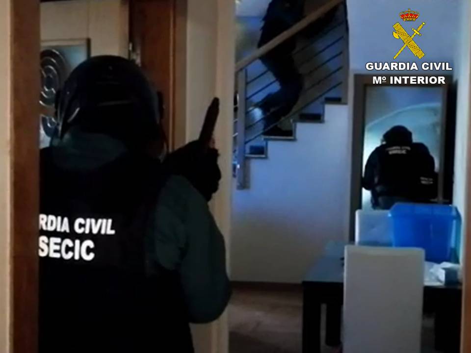 La Guardia Civil desmantela en Villena un punto de venta de drogas