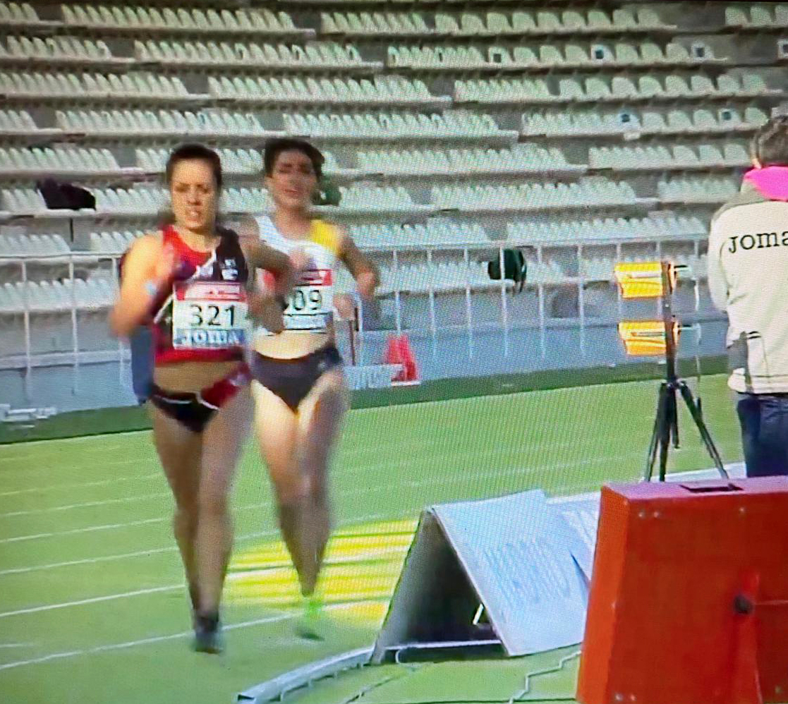 Laura Domene queda cuarta en los 5000 metros lisos en el campeonato de España