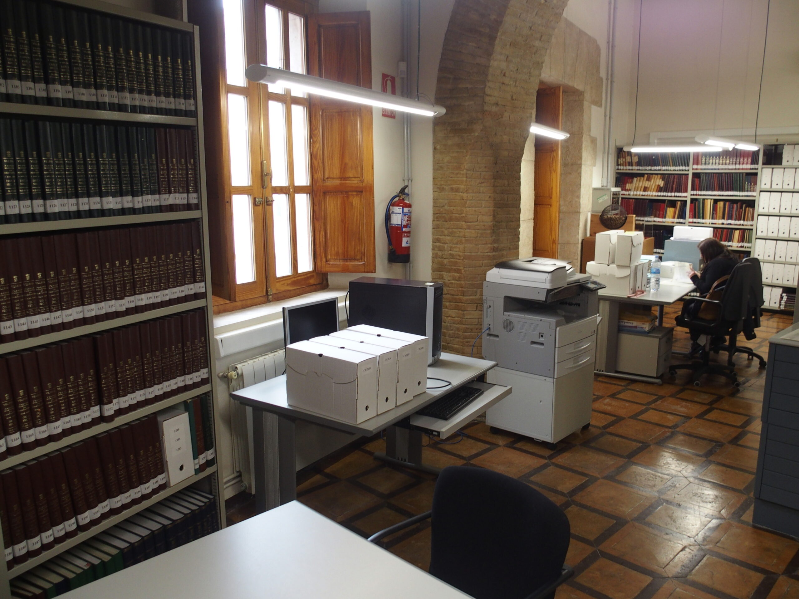 Desaconsejan ubicar el Archivo Municipal en los sótanos del Museo Villena