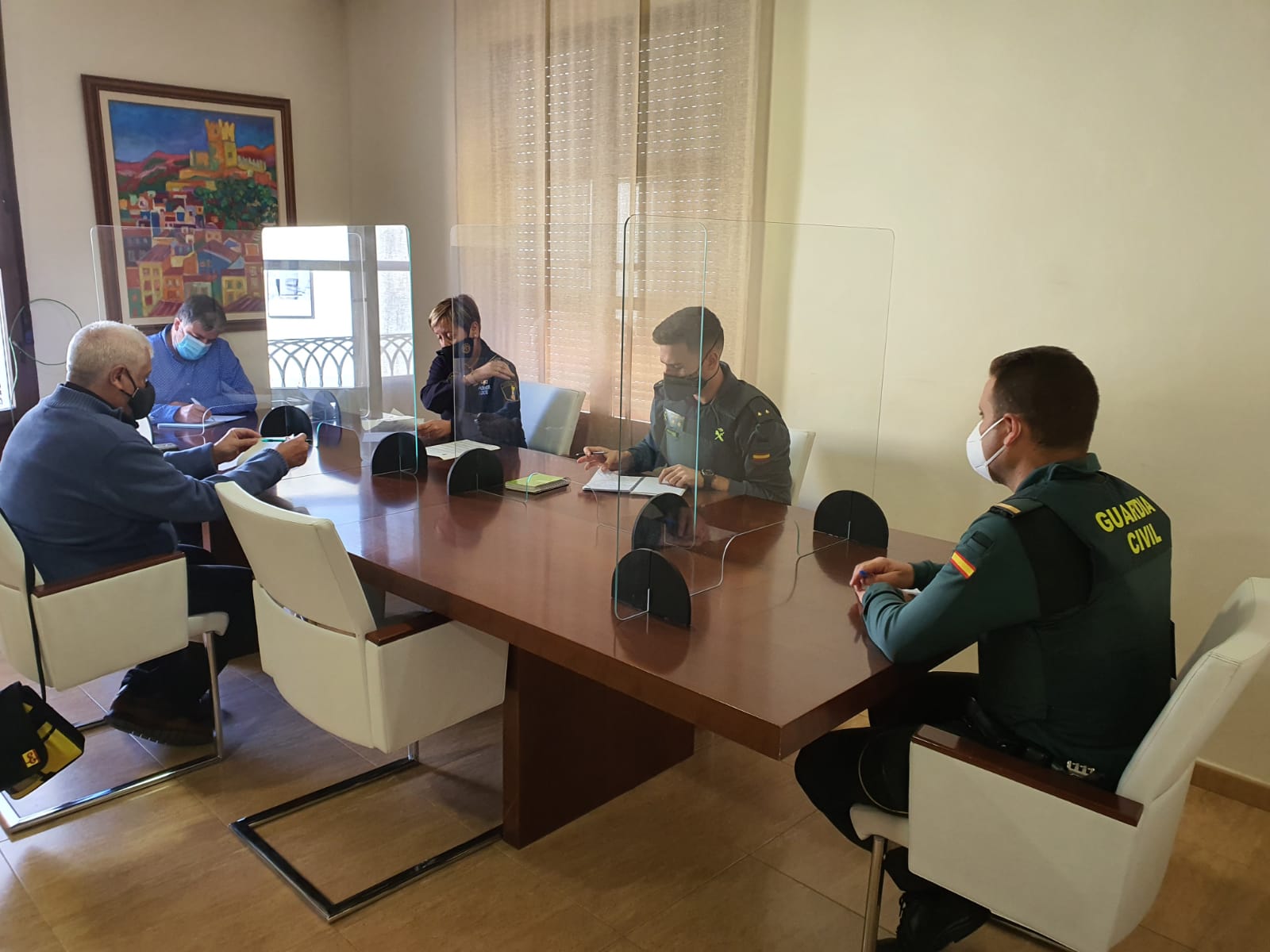 Guardia Civil y Policía Local coordinan acciones para el cumplimiento de las medidas del Estado de Alarma en Villena