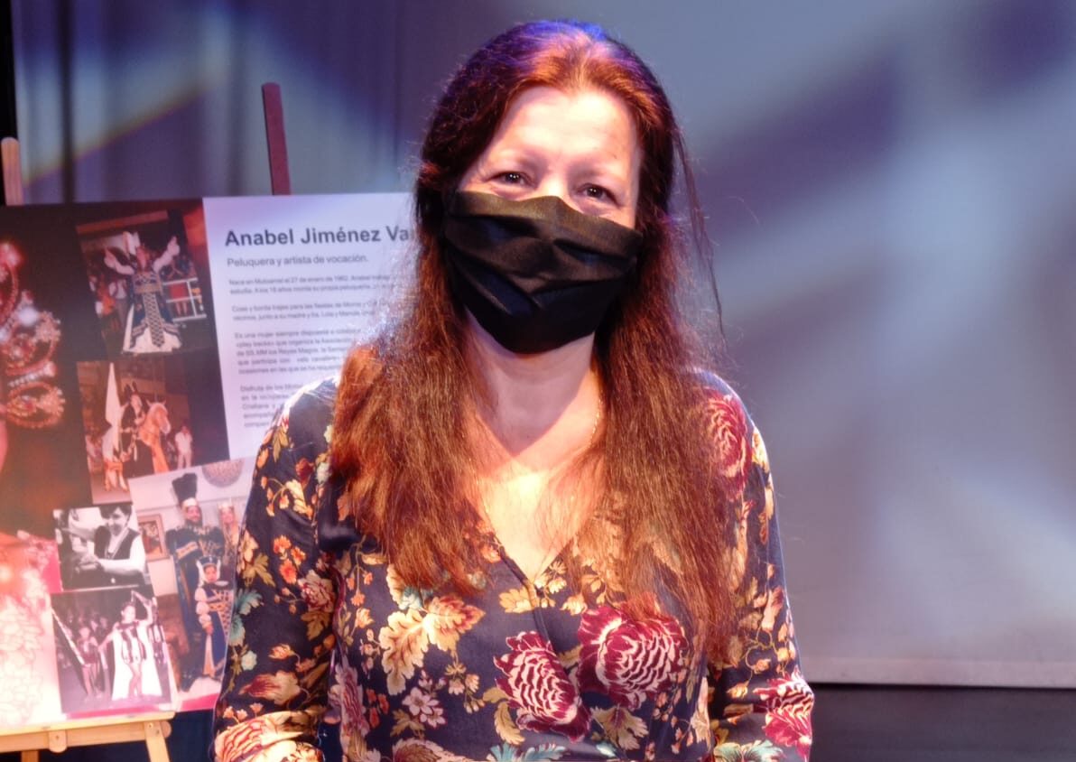 Virtudes Ribera gana el  concurso de “Microrrelatos express” de la comparsa de Piratas y la Sede