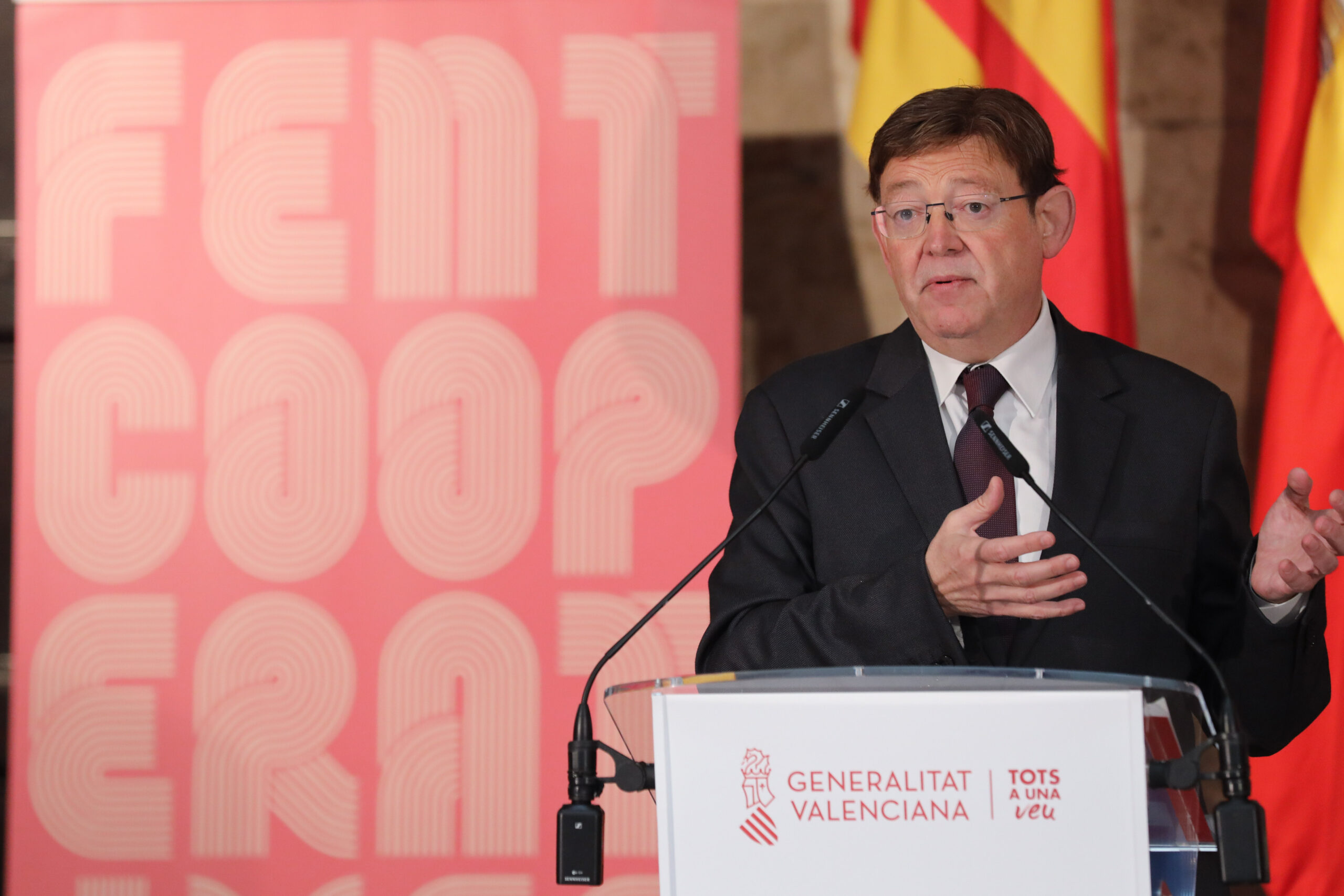 Ximo Puig anuncia el suministro de 8.000 purificadores para los centros educativos de la Comunitat Valenciana
