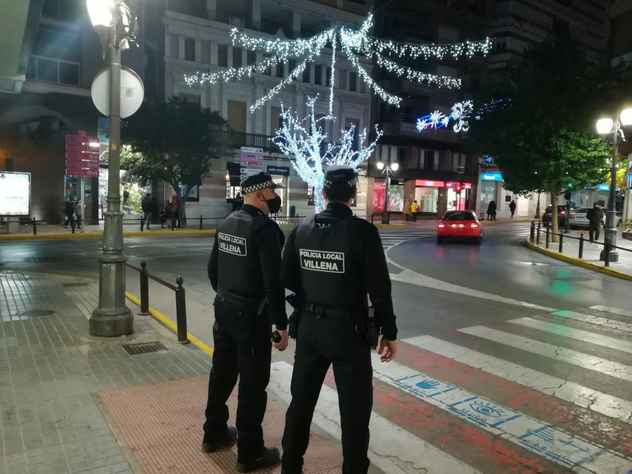 La Policía Local inicia el dispositivo de seguridad anticovid de Navidad