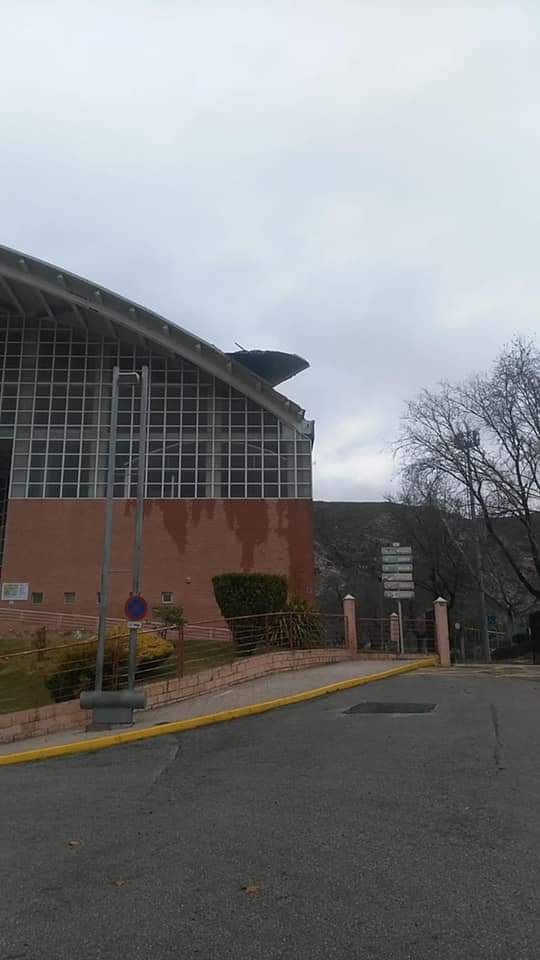 El Ayuntamiento comenzará el lunes la reparación de la cubierta del polideportivo