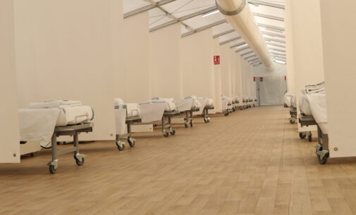 La Conselleria de Sanidad acondiciona 280 camas en los hospitales de campaña