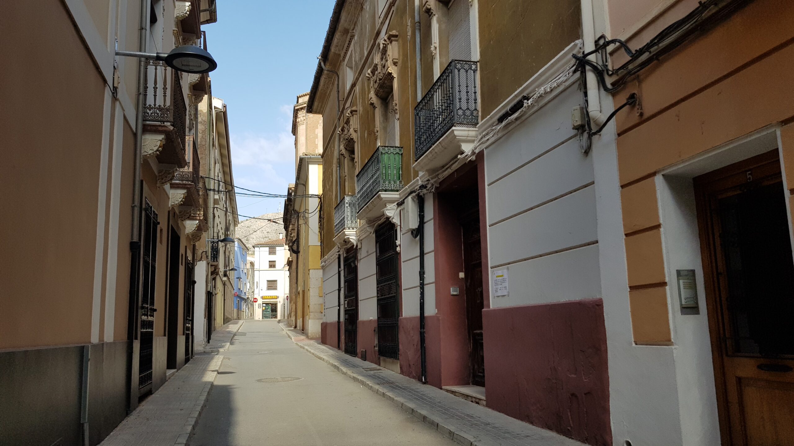 Los vecinos de San Antón rechazan el cambio de sentido de la calle Párroco Azorín