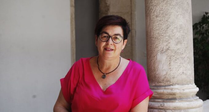 La concejala Verde, Paula García, asume Comercio