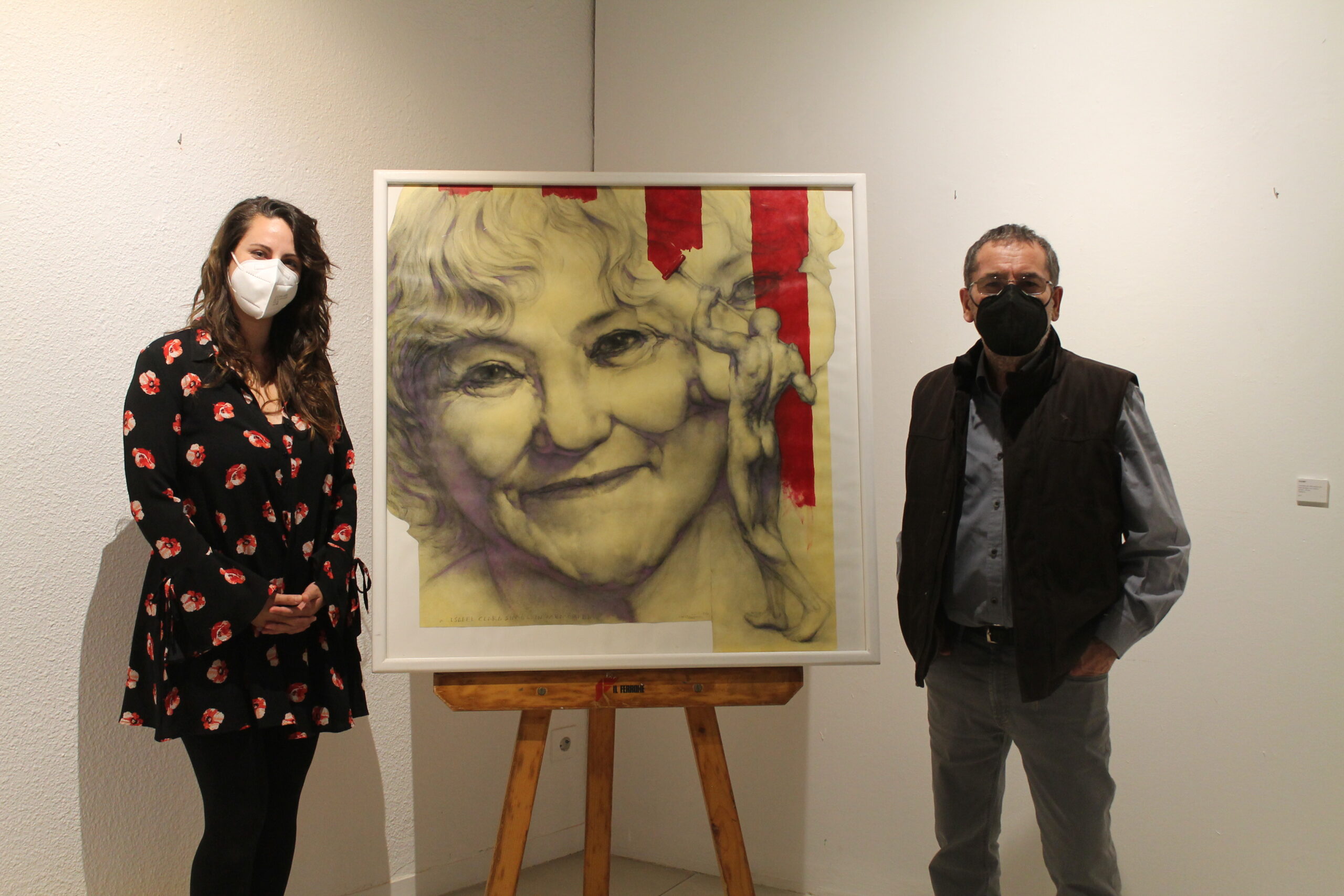 Joan Castejón dona al Ayuntamiento el retrato de la poetisa Isabel-Clara Simó