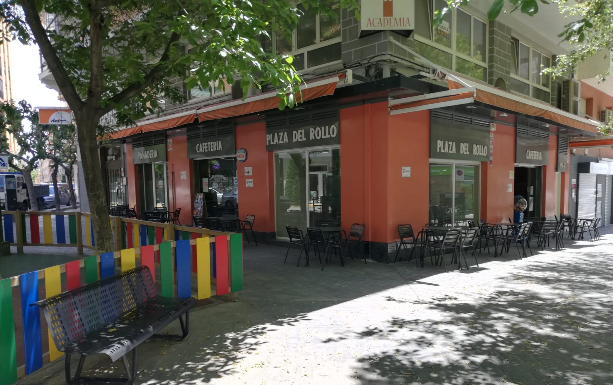 Cafetería Plaza del Rollo, el lugar ideal para una tarde de cervezas
